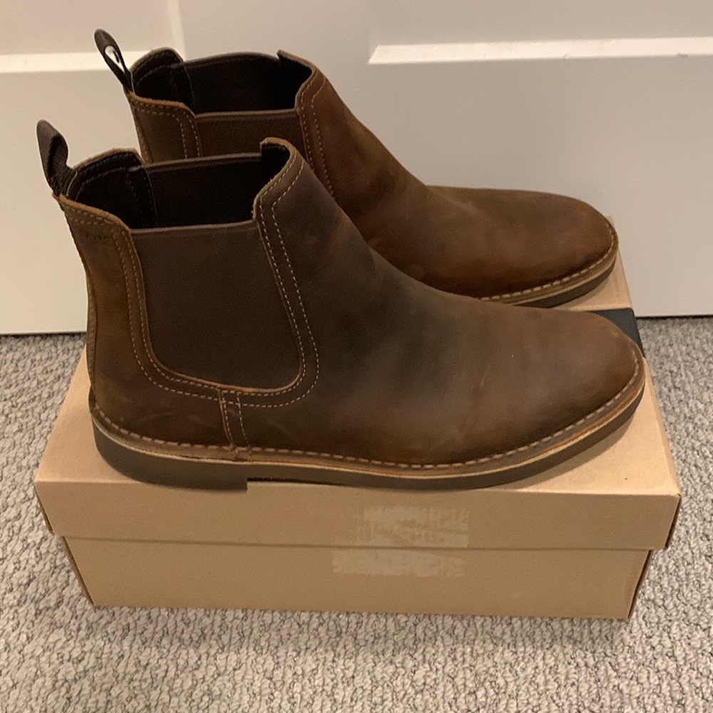Clarks Bushacre Chelsea Boots Men's 10